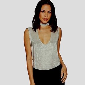 BB Dakota Revolve Cain Deep V Sleeveless Silver Metallic Top Women's Sz Med